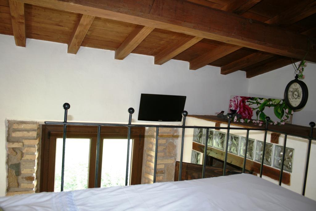 Antico Casale Fabrizi Bed and Breakfast Velletri Eksteriør billede